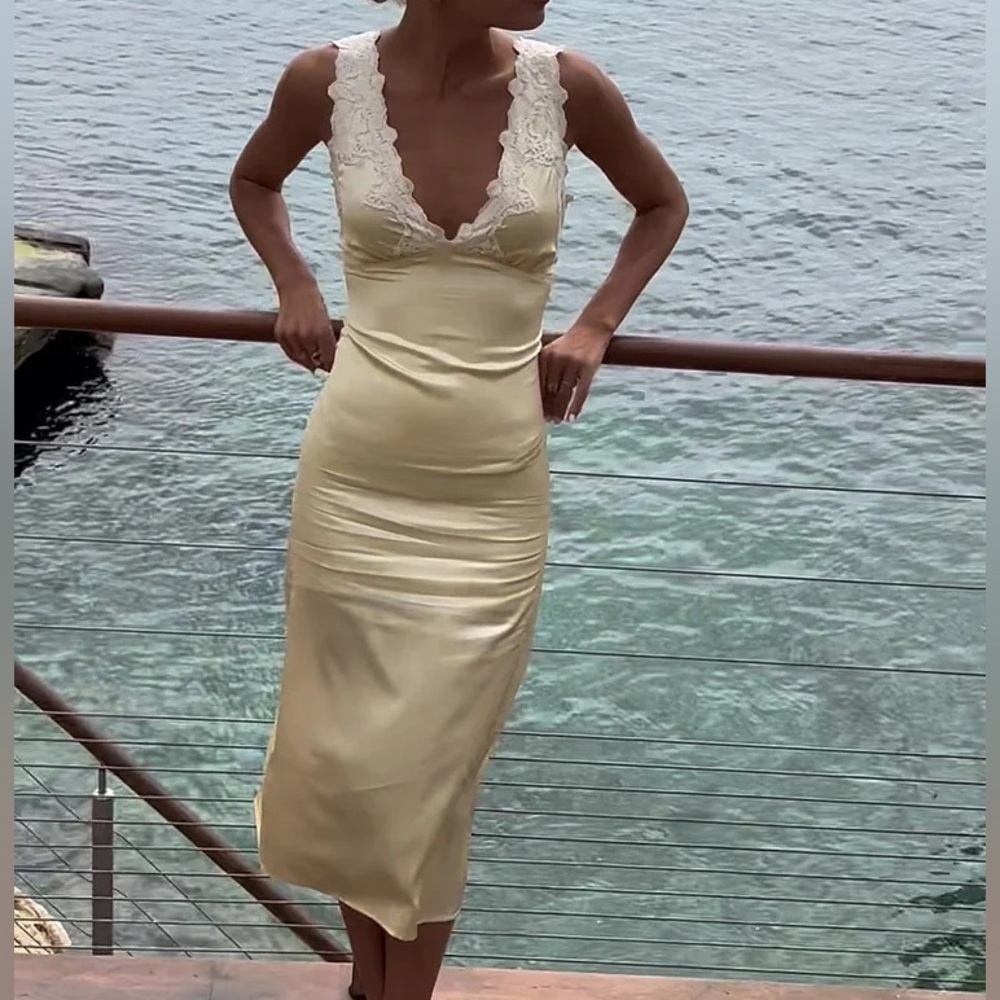 Roxie Midi Dress — Yellow The Label
